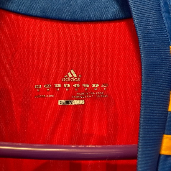 2010 World Cup Espana Xavi suit - Picture 2 of 3